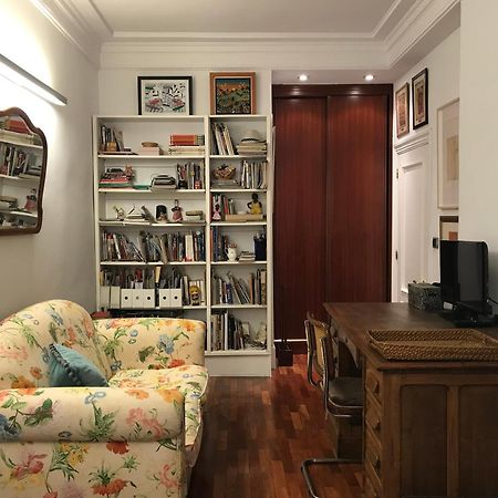 Habitacion Grande Y Confortable Con Bano Privado Junto A Guggenheim Bilbao Dış mekan fotoğraf