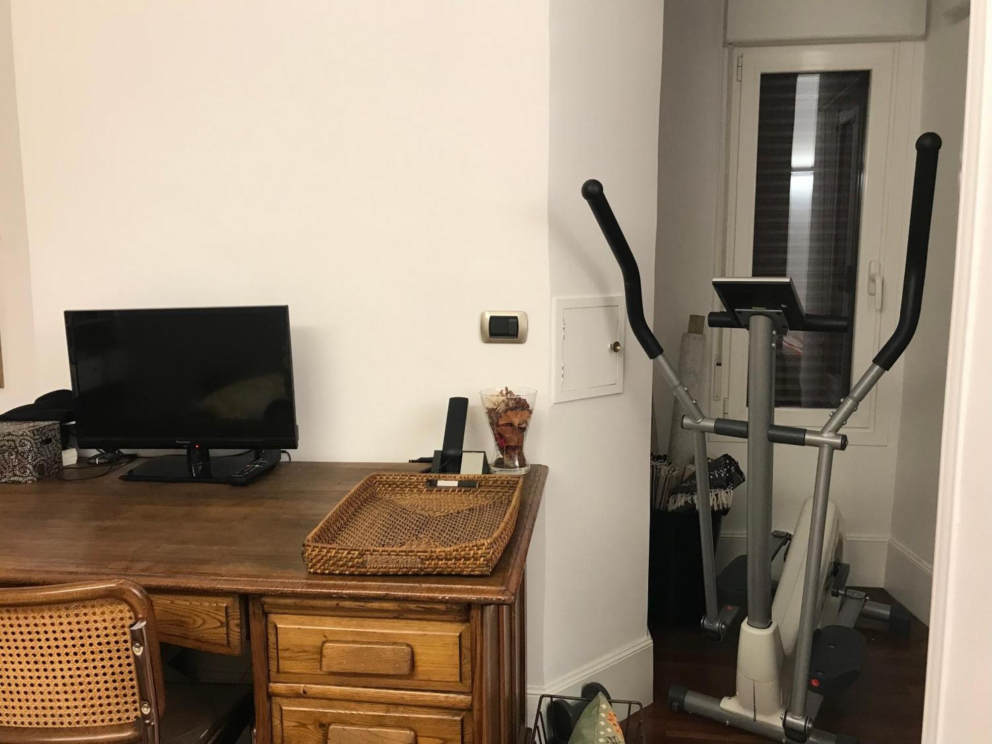 Habitacion Grande Y Confortable Con Bano Privado Junto A Guggenheim Bilbao Dış mekan fotoğraf